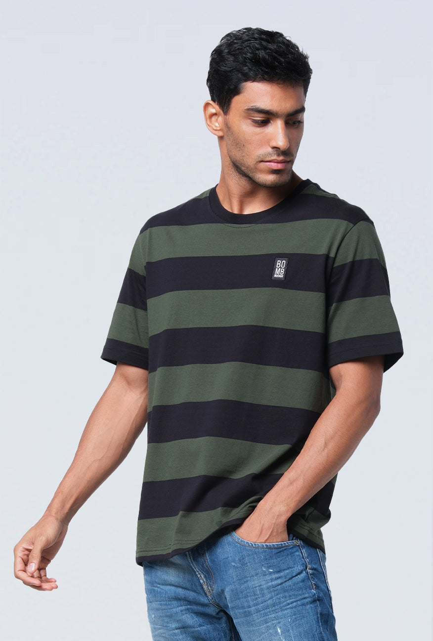 T-Shirt Lengan Pendek Regular Mossy Black Green