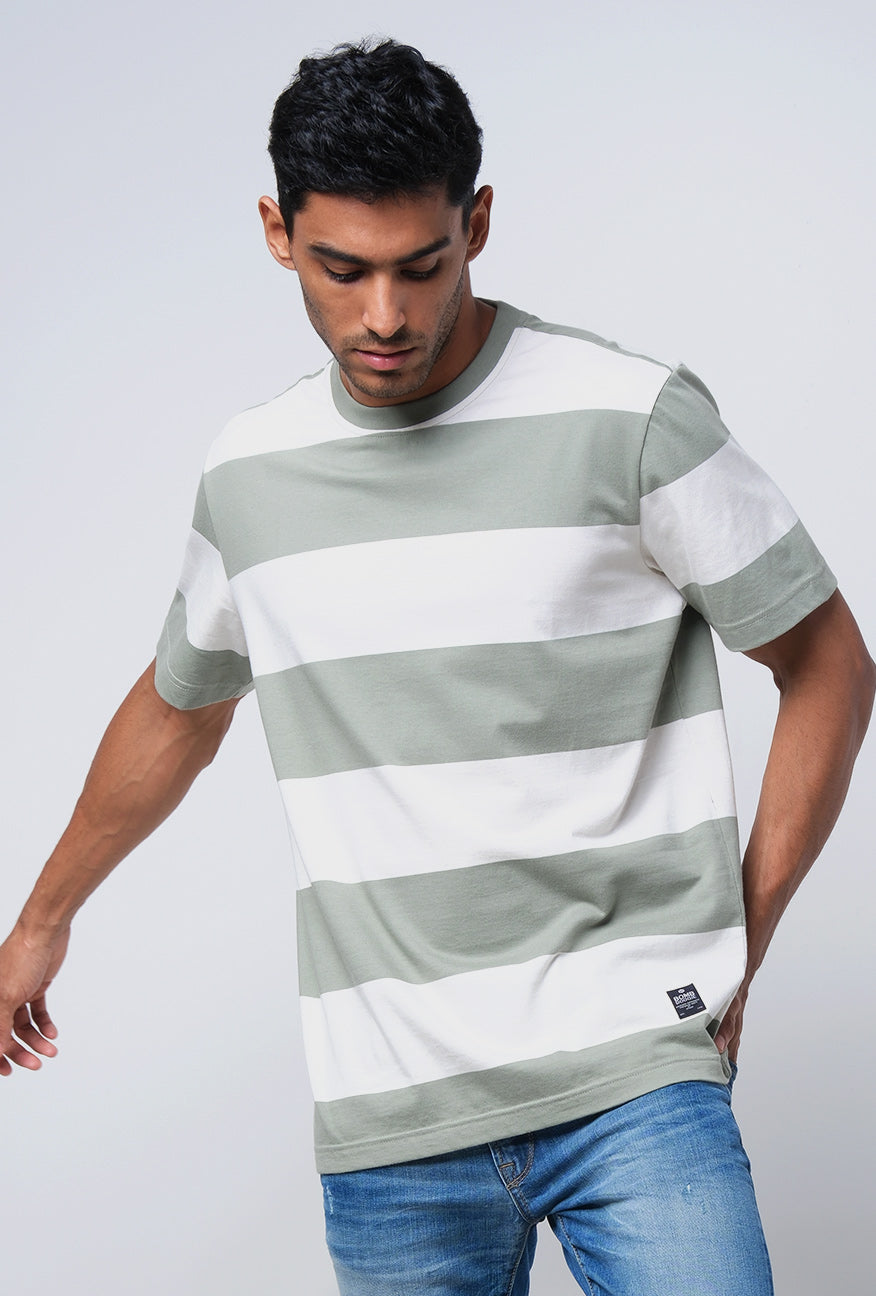 T-Shirt Lengan Pendek Regular Lizzi Stripe Olive White