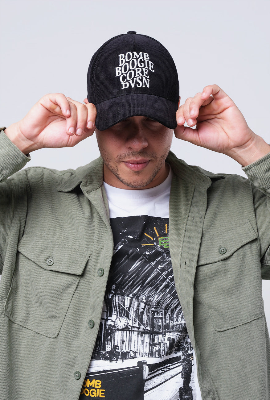 Topi Makova Black