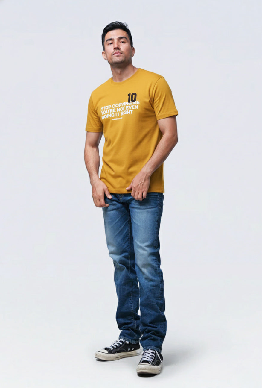 T-Shirt Lengan Pendek Slimfit Consty Mustard