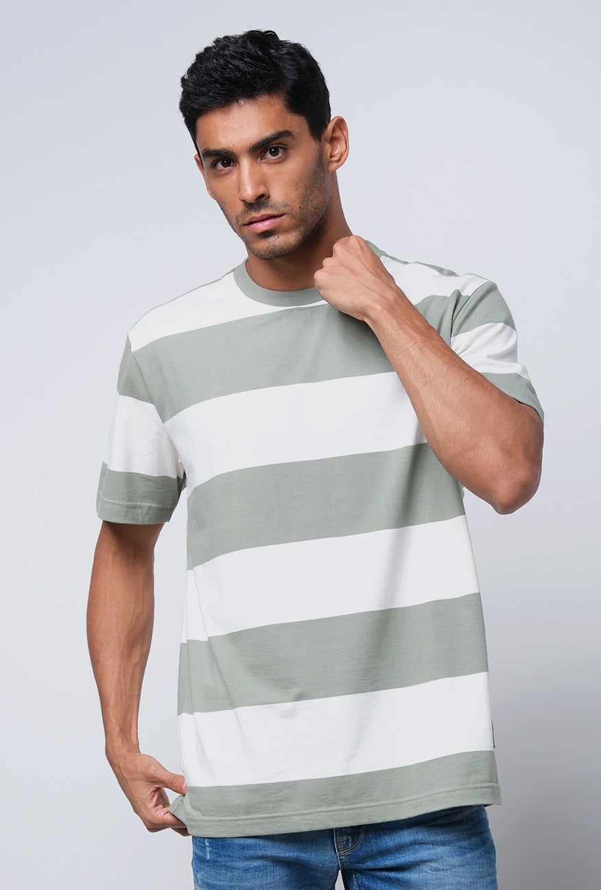 T-Shirt Lengan Pendek Regular Lizzi Stripe Olive White