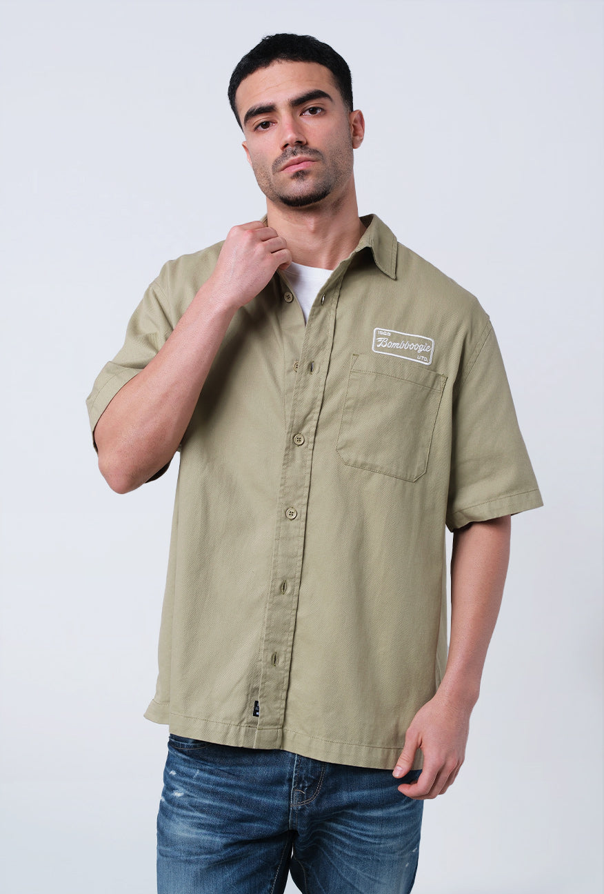 Kemeja Lengan Pendek Regular Mapex Olive