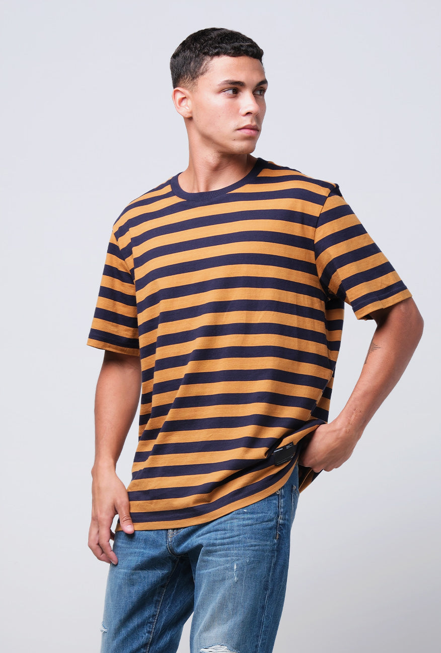 T-Shirt Lengan Pendek Regular Makho Orange Navy