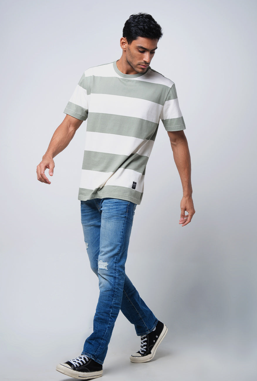 T-Shirt Lengan Pendek Regular Lizzi Stripe Olive White