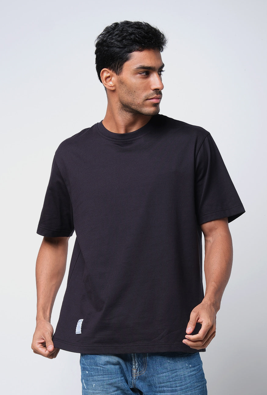 T-Shirt Lengan Pendek Regular Texto Black