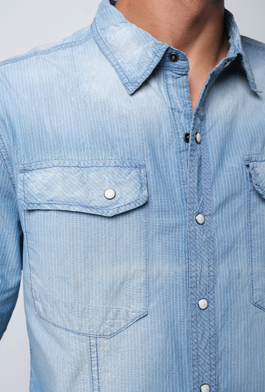Kemeja Lengan Panjang Eraser Chambray Medium Light Blue