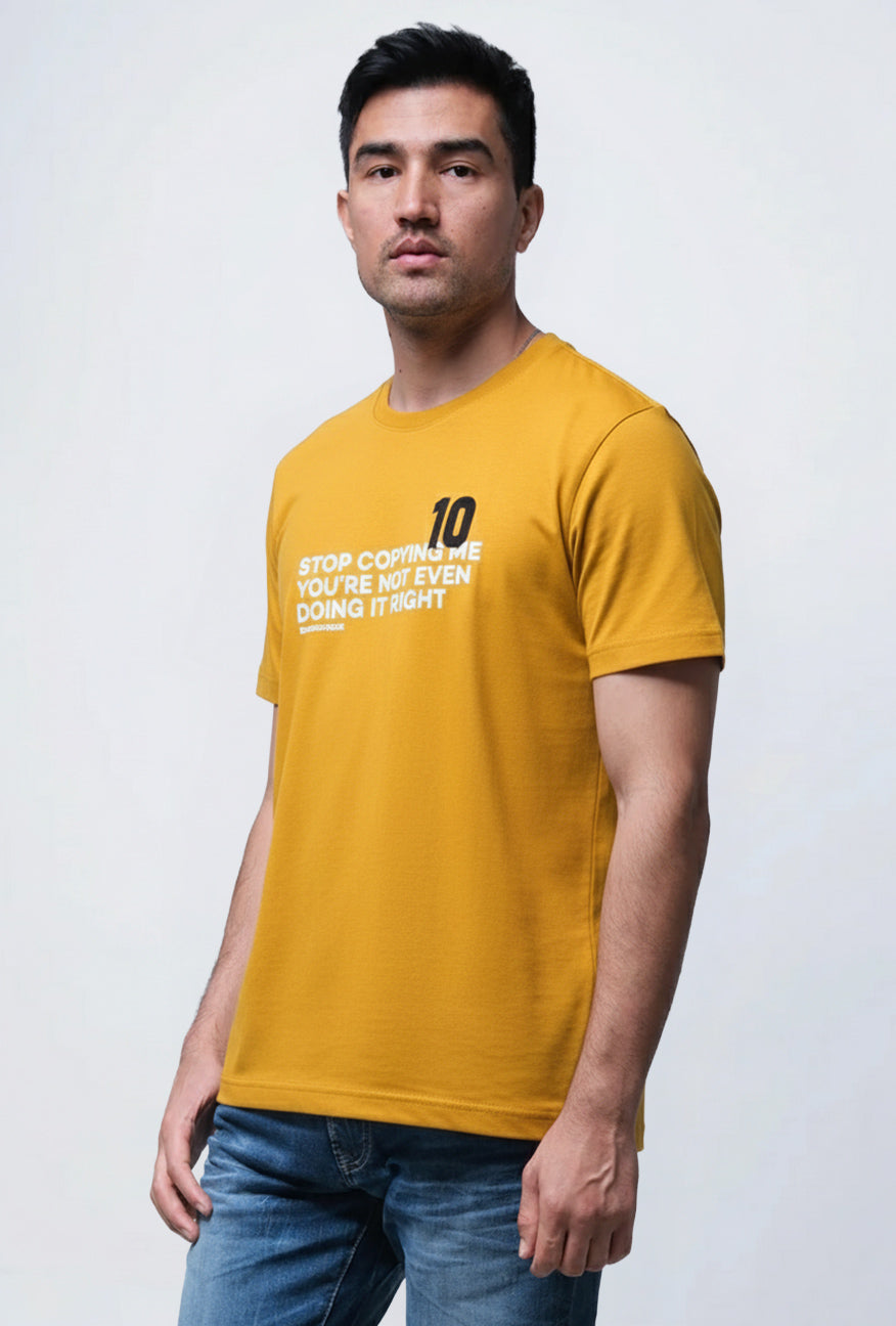 T-Shirt Lengan Pendek Slimfit Consty Mustard