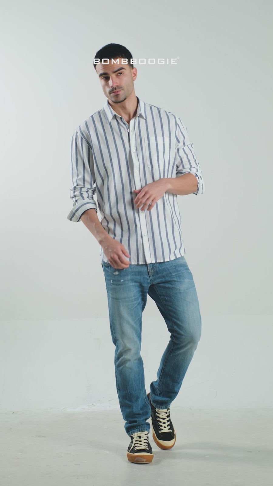 Kemeja Lengan Regular Panjang Slinky Blue White Navy