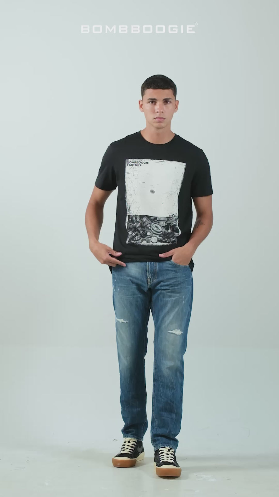 T-Shirt Lengan Pendek Slimfit Lerby black