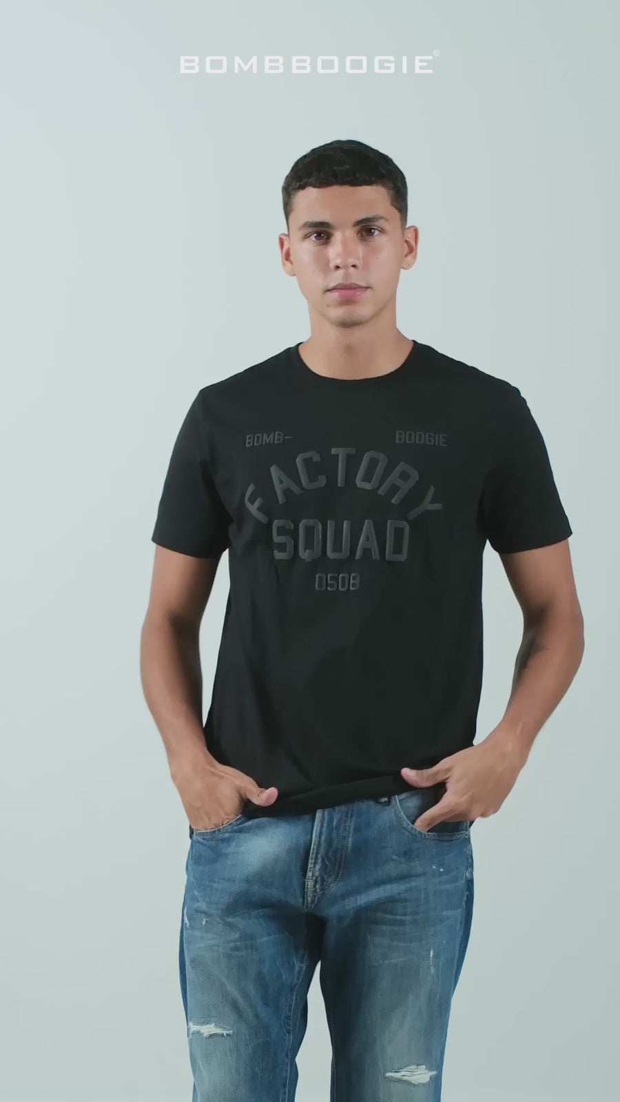 T-Shirt Lengan Pendek Slimfit Rhimo Black