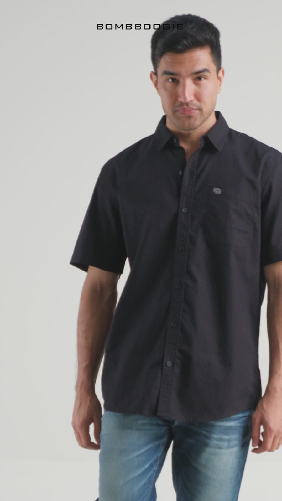 Kemeja Lengan Pendek Regular Dash Black