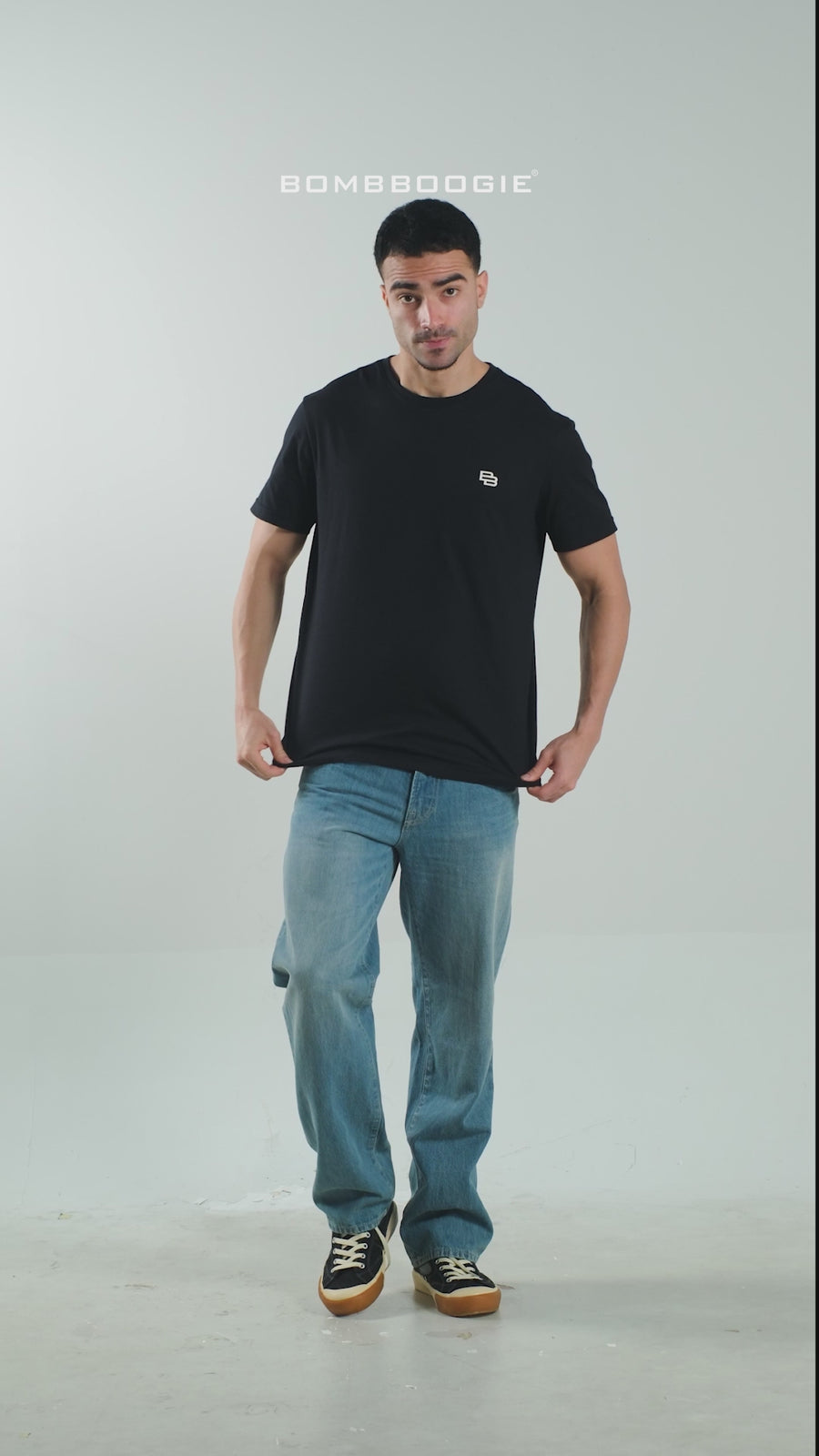 T-Shirt Lengan Pendek Slimfit Fercival Black