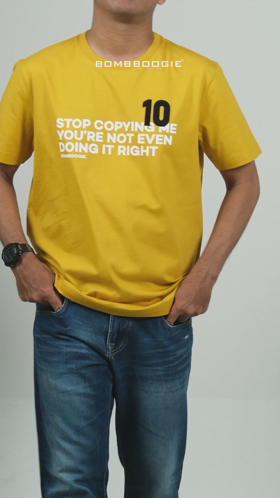 T-Shirt Lengan Pendek Slimfit Consty Mustard