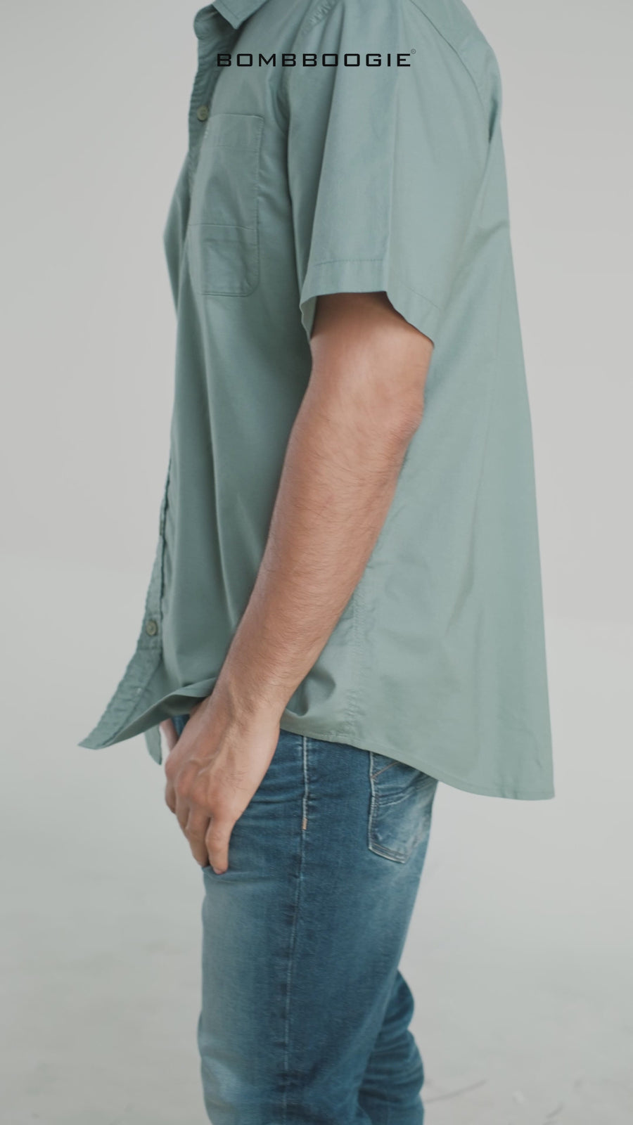 Kemeja Lengan Pendek Regular Dash Sage Green