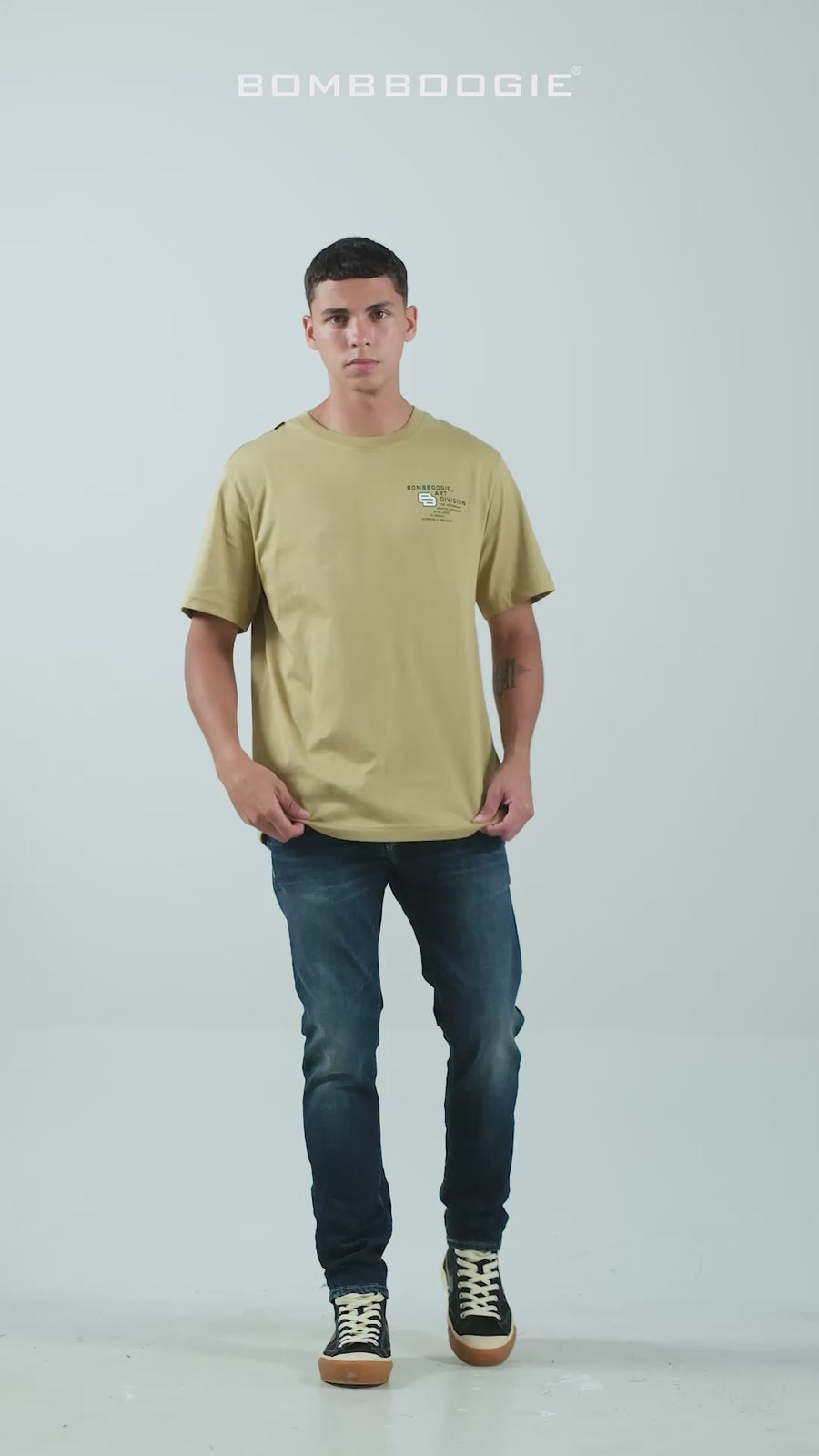 T-Shirt Lengan Pendek Regular Vinium Olive Regular 2.0