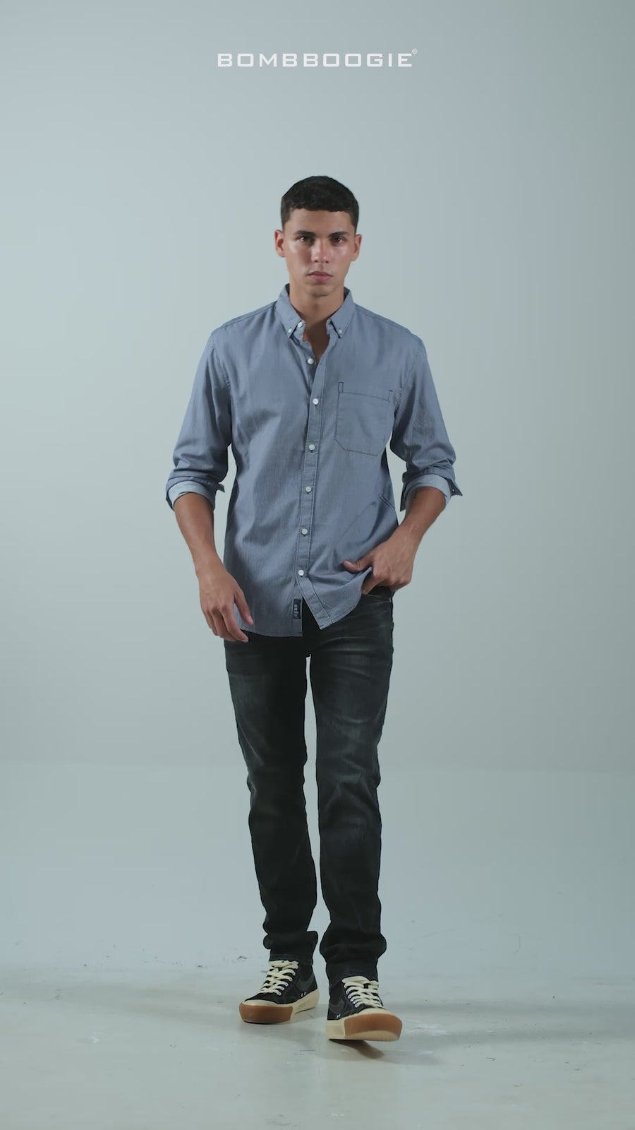 Kemeja Lengan Panjang Blue Vader Navy White