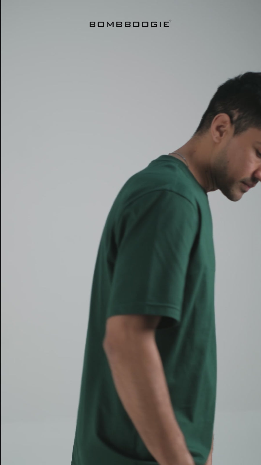T-Shirt Lengan Pendek Regular Howler Dark Green 2.0