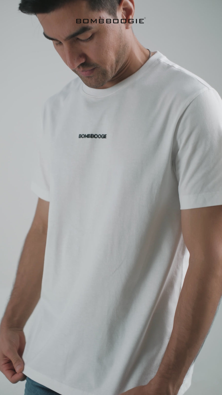 T-Shirt Lengan Pendek Slimfit Prevail Offwhite