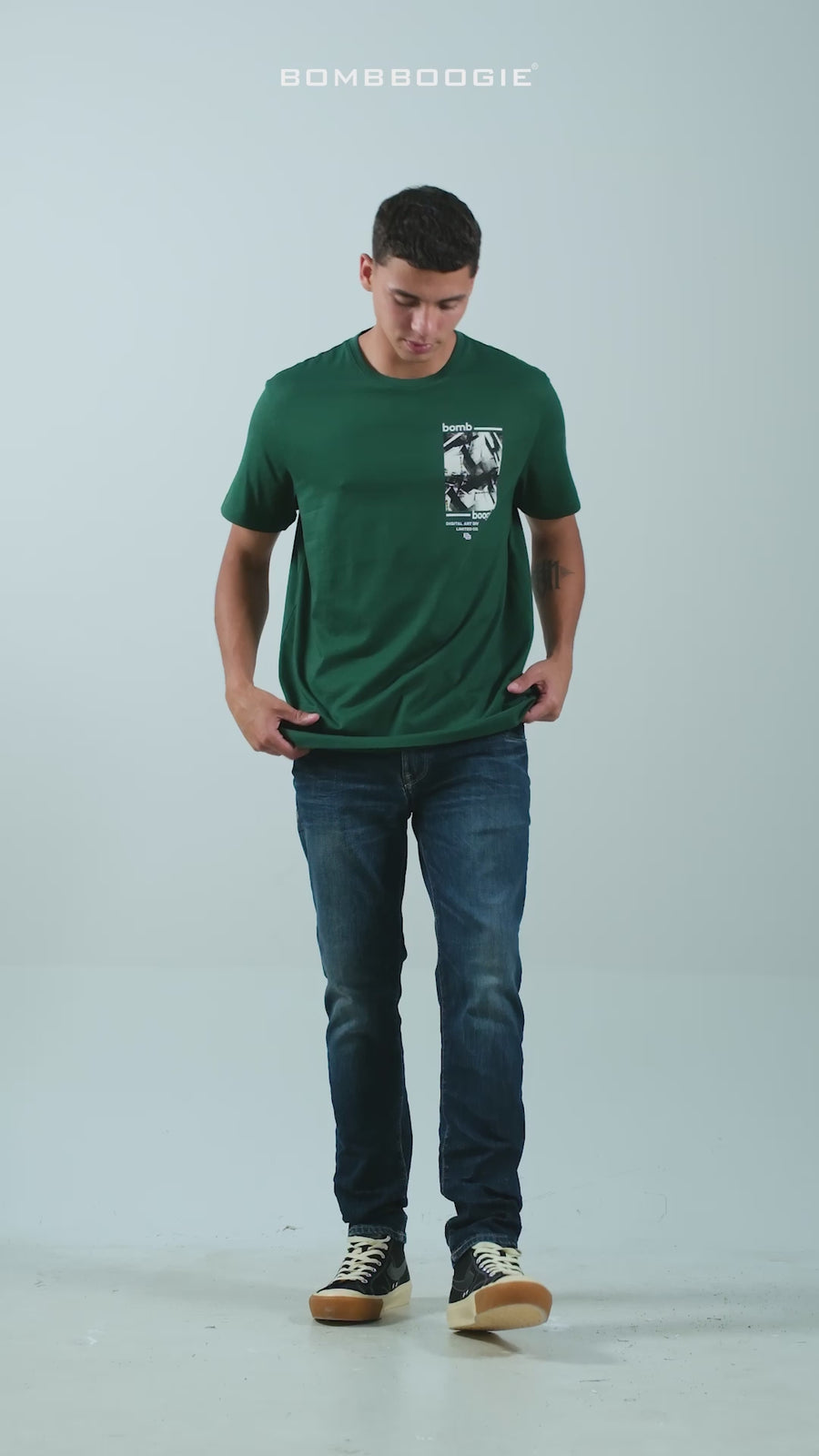 T-Shirt Lengan Pendek Slimfit Cricker Dark Green