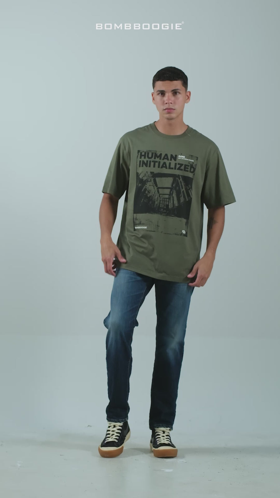 T-Shirt Lengan Pendek Regular Rezla Green 2.0