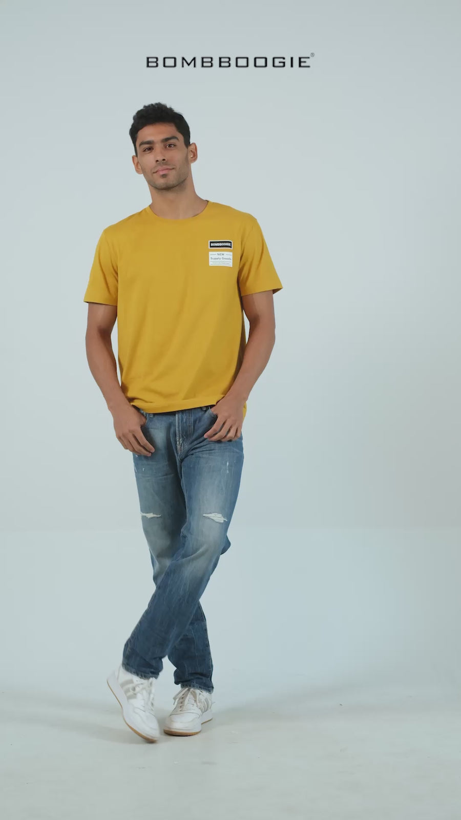 T-Shirt Lengan Pendek Slimfit Rochas Mustard