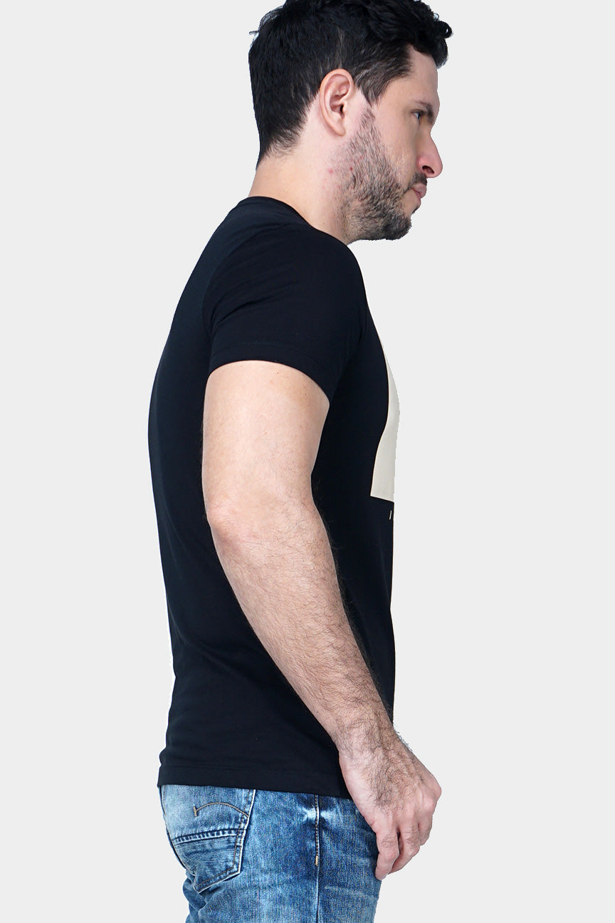 T-Shirt Lengan Pendek Conifer Black